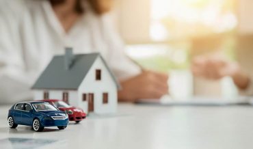 Car And House Model With Agent — Insurance Broker on The Central Coast, NSW